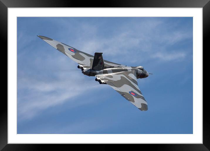  Vulcan bomber XH558 at Duxford Framed Mounted Print by Oxon Images