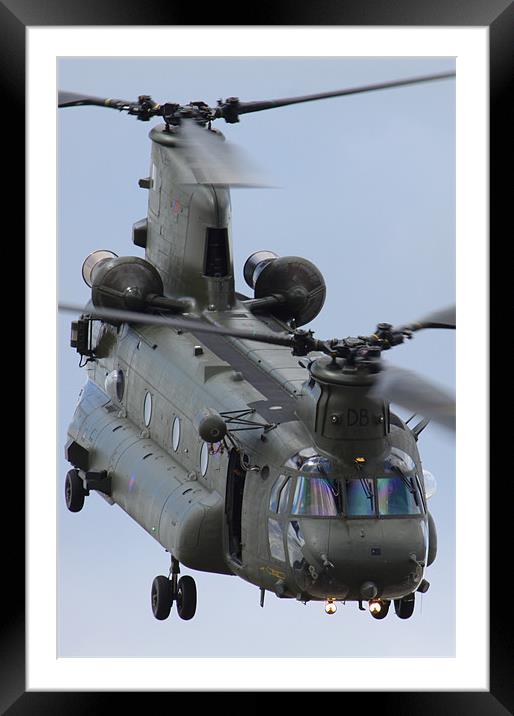 RAF CH47 Chinook Framed Mounted Print by Oxon Images