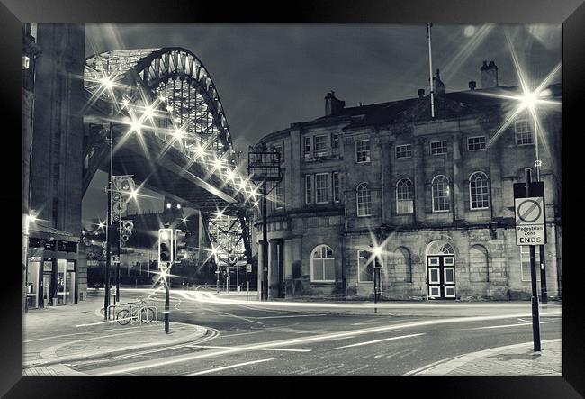 Doon The Quayside Framed Print by Toon Photography