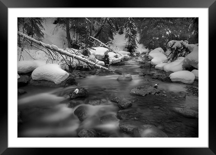 Winter waterways. Framed Mounted Print by David Hare
