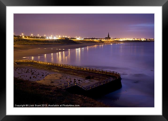 Old bathing pool and Long Sands beach at twilight. Framed Mounted Print by Liam Grant