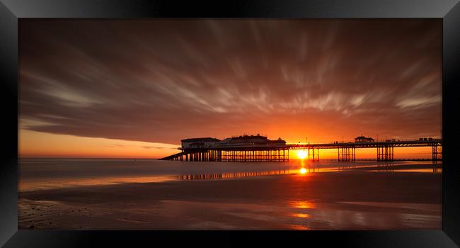 Cromer Pier autumn sunrise Framed Print by Simon Wrigglesworth