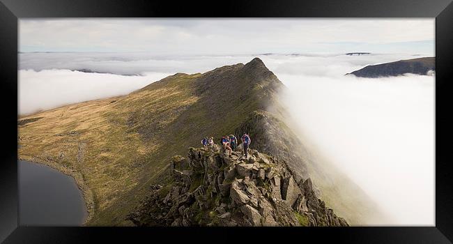 Striding Edge Framed Print by Simon Wrigglesworth