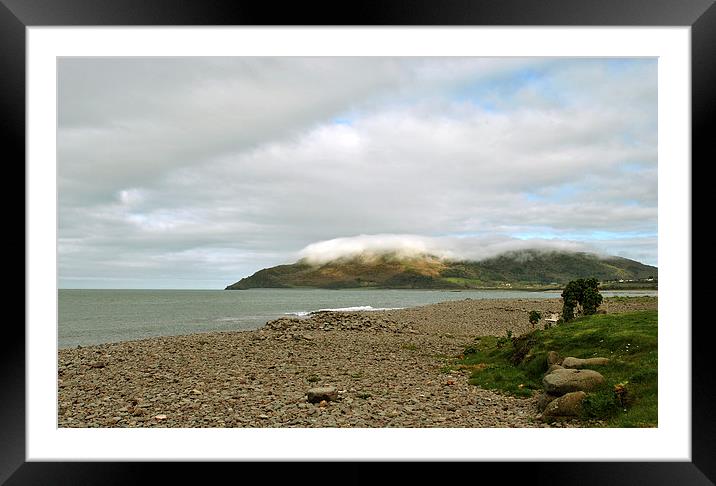Porlock Beach  Framed Mounted Print by graham young