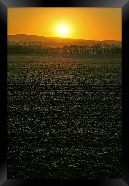 Winter Sunrise  Framed Print by graham young