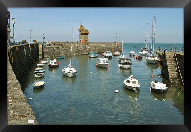 Lynmouth Harbour, North Devon Framed Print by graham young