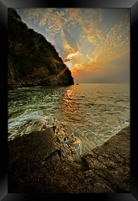 Sunset at Lee Abbey Bay Framed Print by graham young