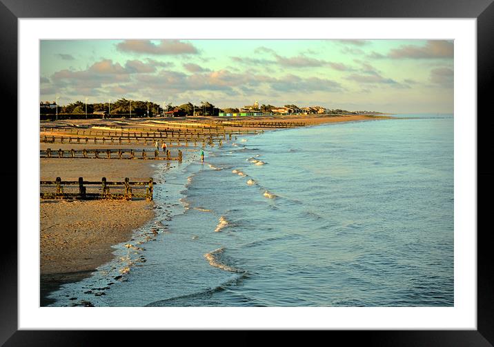 An Evening Paddle at Littlehampton Framed Mounted Print by graham young