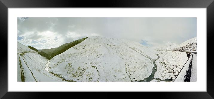 Snake Pass in Winter Framed Mounted Print by graham young