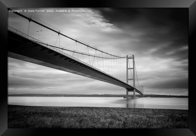 Humber Bridge, Lincolnshire Framed Print by Dave Turner