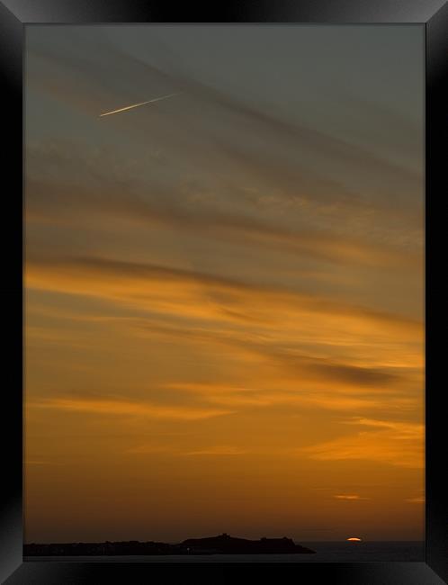 Sunset over Hayle Framed Print by Dan Thorogood