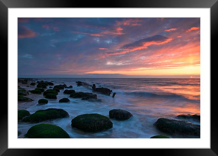 Sunset Over Sheraton Framed Mounted Print by Robert Geldard