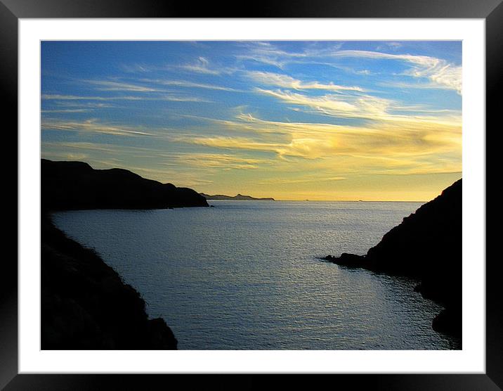 Strumble Head Headland. Framed Mounted Print by paulette hurley