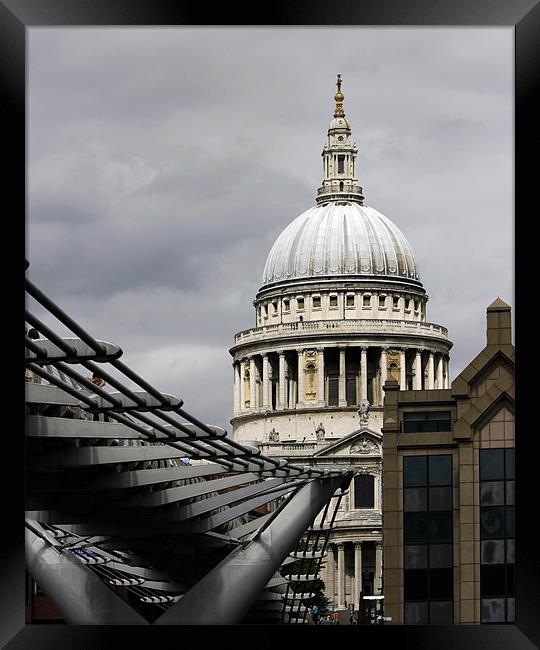 St Pauls London Framed Print by Tony Bates