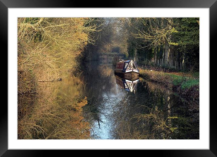  Kennet narrow boat Framed Mounted Print by Tony Bates