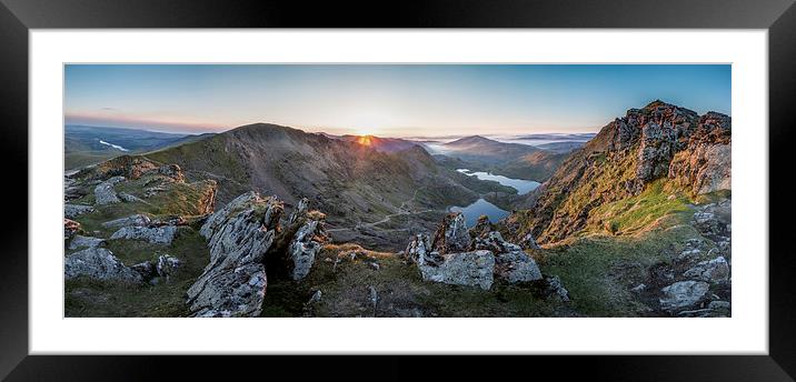  Snowdon Horseshoe Framed Mounted Print by James Grant