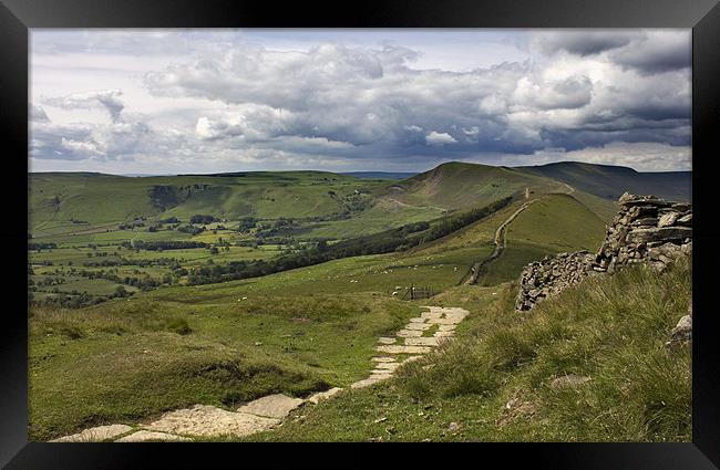 Losehill To Mam Tor Framed Print by Darren Burroughs