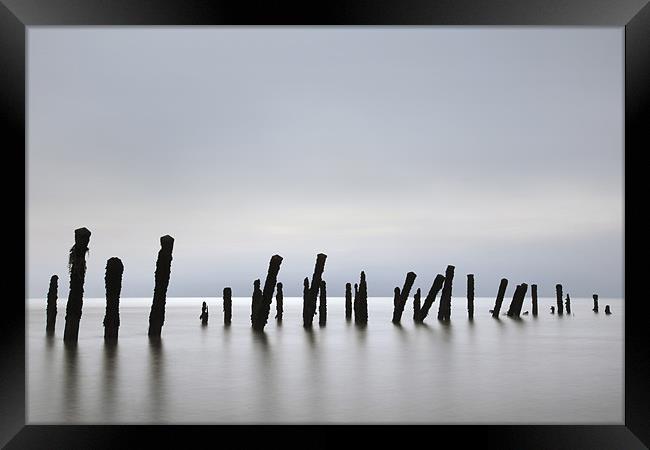 Spurn Guards Framed Print by Steve Glover