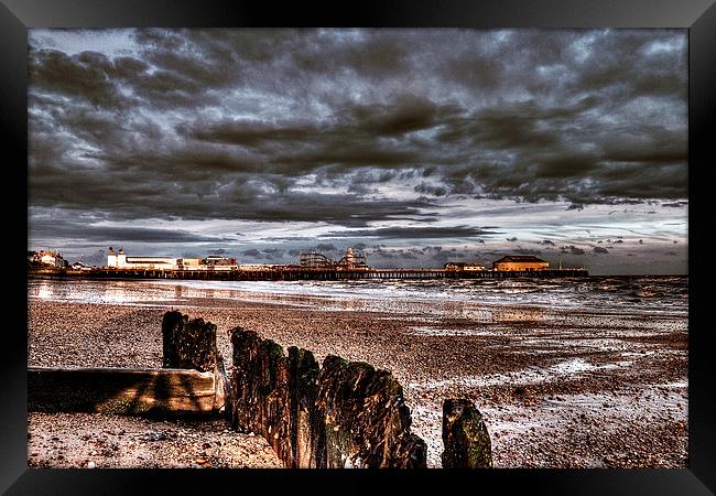 storm over clacton-on-sea Framed Print by Doug McRae