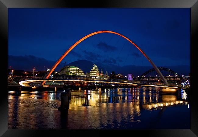 Gateshead Millenium Bridge At Night Framed Print by Sandi-Cockayne ADPS