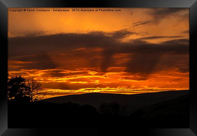 Dalescapes: Gunnerside Sunset and Silhouettes. Framed Print by Sandi-Cockayne ADPS