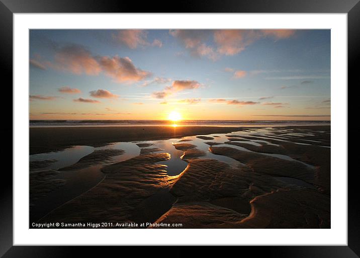 Low Tide Framed Mounted Print by Samantha Higgs