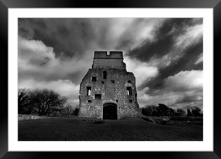Donnington Castle Ruins Framed Mounted Print by Samantha Higgs