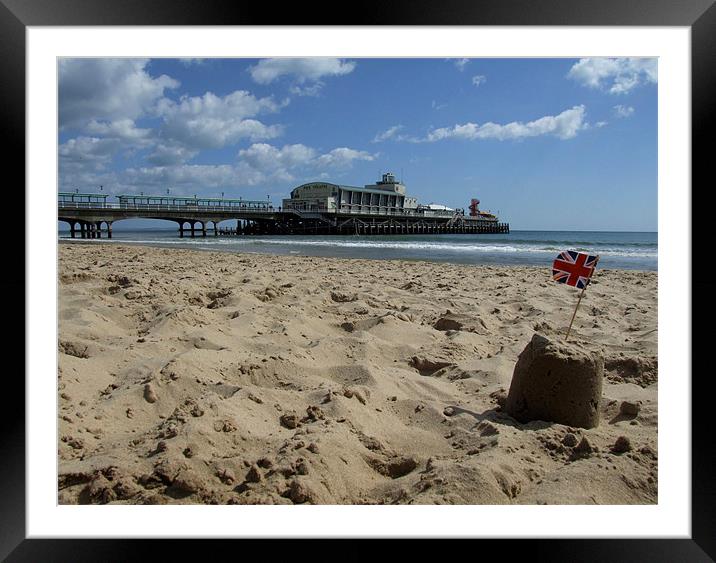 Bournemouth Pier Framed Mounted Print by Samantha Higgs
