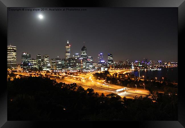 Perth City Lights at Night Framed Print by craig sivyer