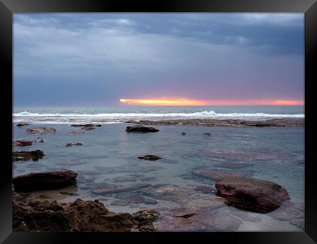 Streaky sunset over a rock pool Framed Print by craig sivyer