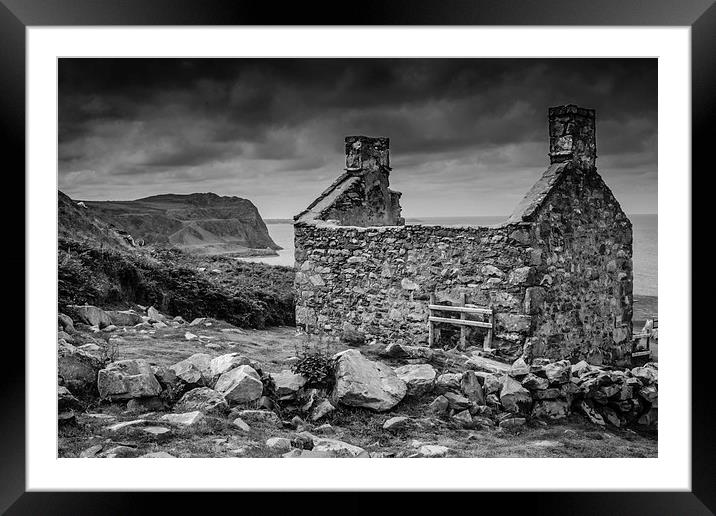 Quarrymans Cottage mono Framed Mounted Print by Sean Wareing