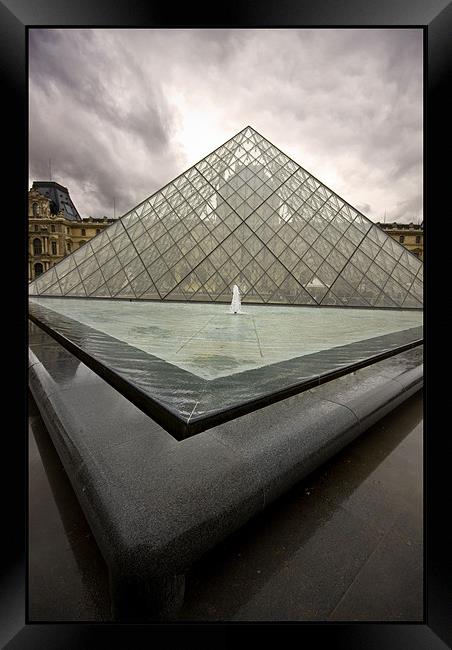 La Louvre Paris Framed Print by Berit Ipsen