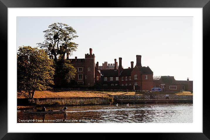 Hampton Court Palace Framed Mounted Print by Dawn O'Connor
