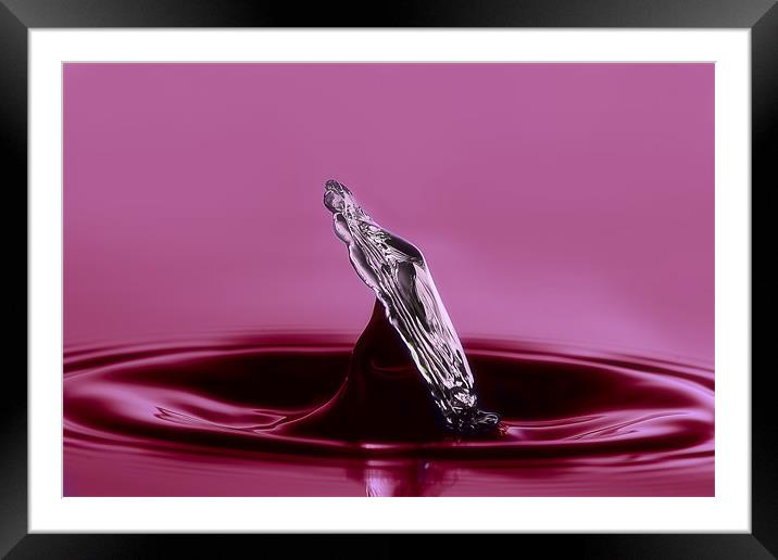 Liquid sculpture Framed Mounted Print by Sam Smith