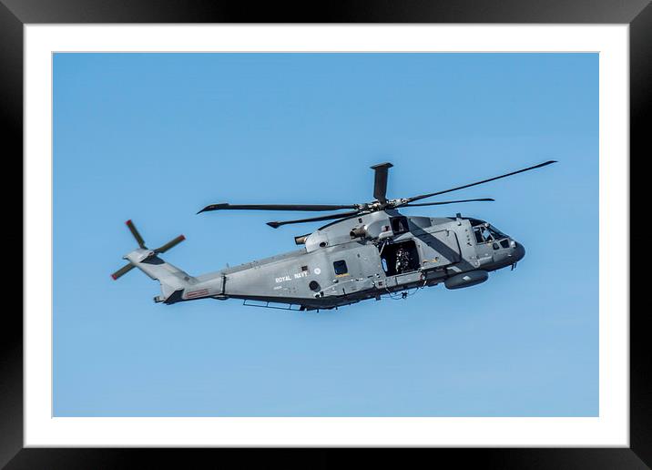Merlin helicopter Framed Mounted Print by Sam Smith