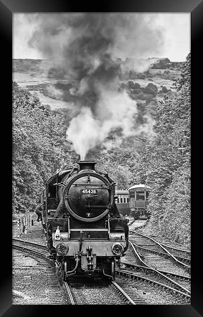 Steam train Framed Print by Sam Smith
