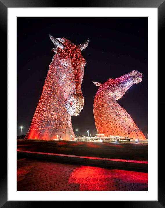 Kelpies at night Framed Mounted Print by Sam Smith