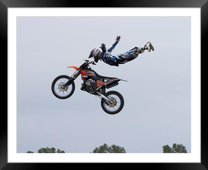 Freestyle stunt show Framed Mounted Print by Sam Smith