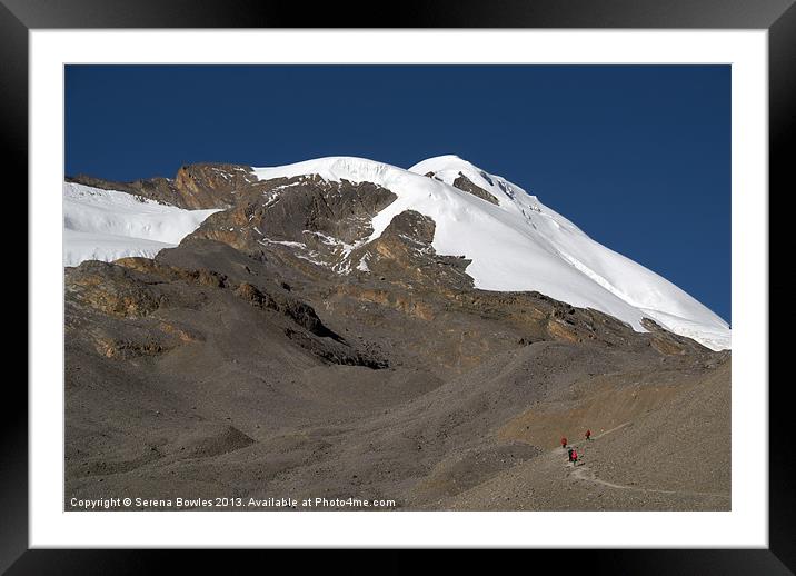 Approaching Thorung La, Annapurna Circuit, Nepal H Framed Mounted Print by Serena Bowles