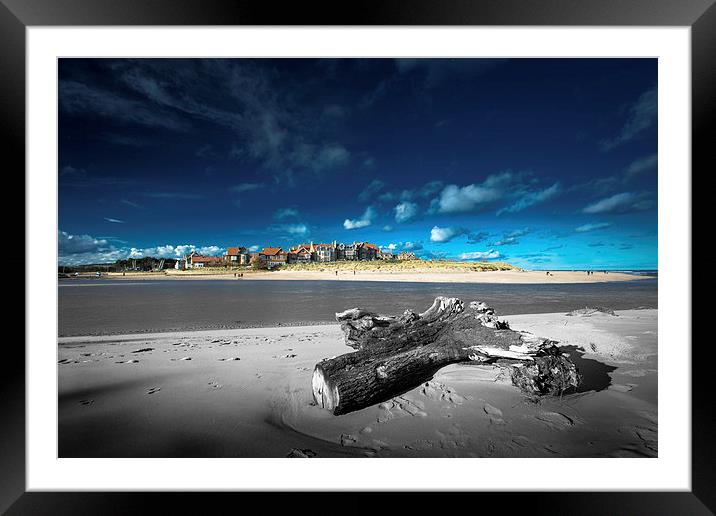 Duo-scheme Alnmouth Framed Mounted Print by Paul Appleby