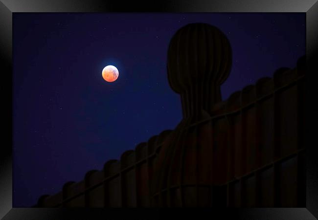 Super Blood Wolf Moon 2019 Angel of the North Framed Print by Paul Appleby