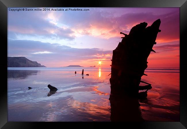 worms head ship wreck Framed Print by Darrin miller
