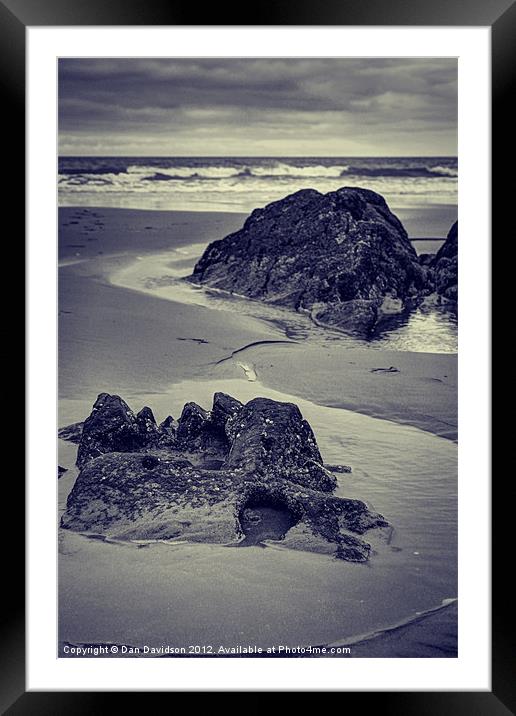 Rockpool at the beach Framed Mounted Print by Dan Davidson