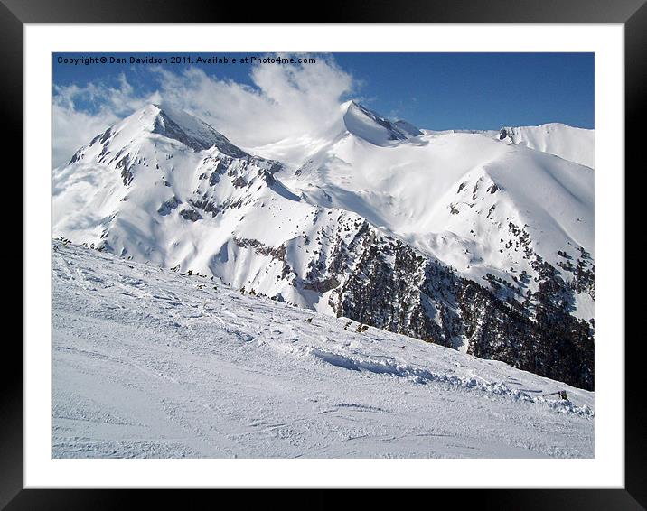 Bansko Bulgaria Red Slope Framed Mounted Print by Dan Davidson