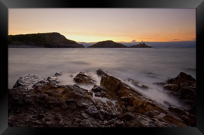 Mumbles lighthouse Framed Print by R K Photography