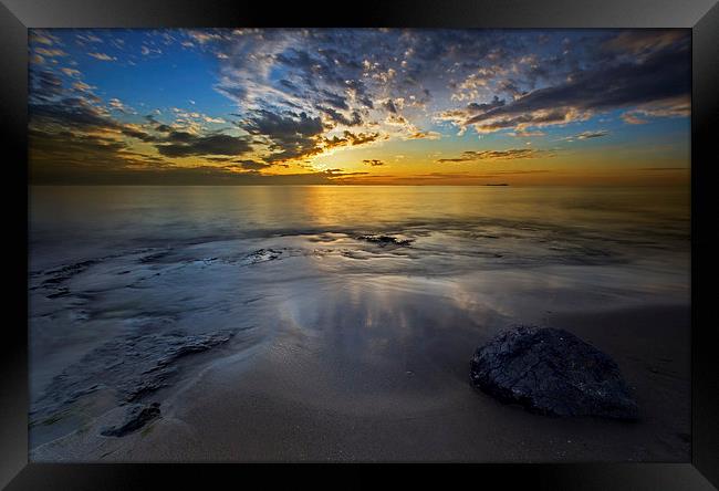 Bamburgh sunrise Framed Print by R K Photography