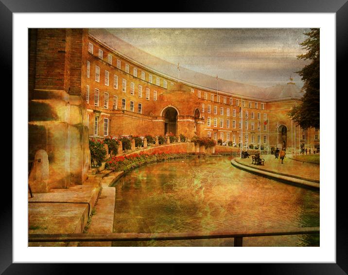  Bristol's City Hall. Framed Mounted Print by Heather Goodwin