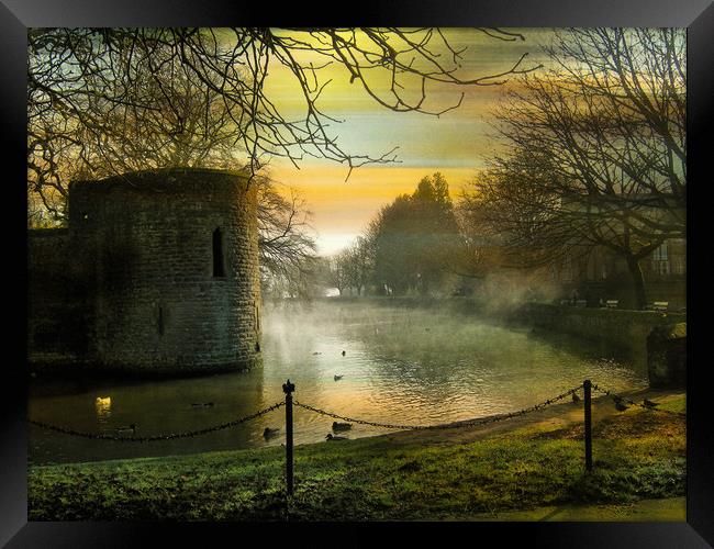 Bishops Palace - Wells. Framed Print by Heather Goodwin