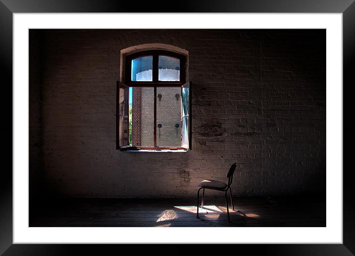 Seat for one! Framed Mounted Print by Nathan Wright