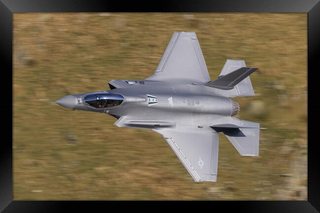 F35 A low level Framed Print by Rory Trappe